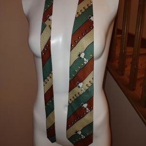 VINTAGE peanuts gang snoopy tie
